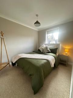 Castle View, Cosy Stay - Strood - 1