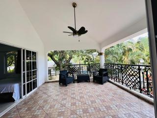 HappiCasaRD & Holistic House - 7