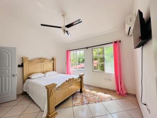 HappiCasaRD & Holistic House - 6