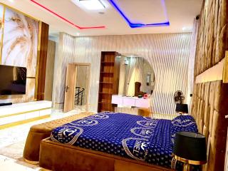 A & F Luxury Homes - 4