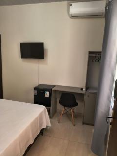 Quarto com ar banheiro frigobar - 5