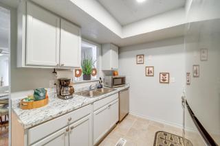 5 Mi to Route 66 Fun! Tulsa Towhome with Game Room - 1