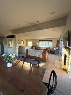 Ohakune Retreat w/ Ruapehu View - 5