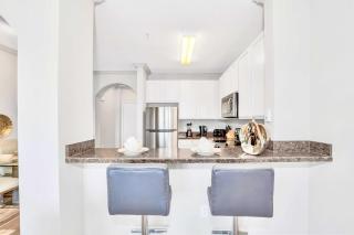 Modern 3BR Resort Condo with Pool near Disney - 2