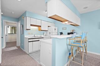 Queens Court 4202 While Away by Emerald Isle Realty - 1