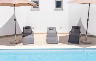 Cozy Apartment In Marzamemi With Swimming Pool - 3