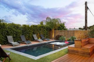 SoCal Living w/ Pool, hot tub and movie theater - 0