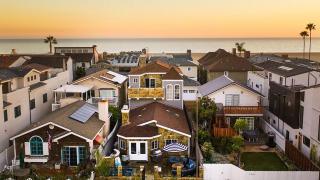 Sand Castle by AvantStay Beach House on Balboa Peninsula w Patio Hot Tub - 0