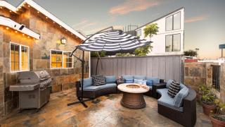 Sand Castle by AvantStay Beach House on Balboa Peninsula w Patio Hot Tub - 6