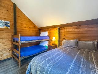 Cluster Cabin 13 - 2