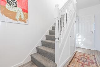 Beautiful Shirley 3 bedroom home - 1