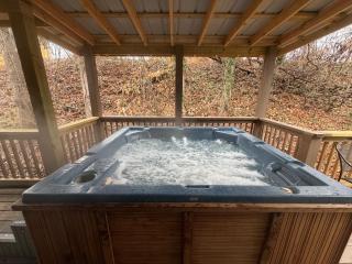 Serenity Views Comfort - Close to City & Parkway! - 9