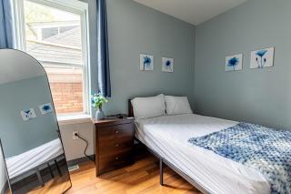 Modern 7BR Retreat - 3