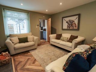 Highfield Cottage - 8