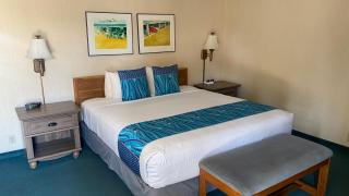 Cabrillo Inn at the Beach - 9