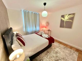 Hyde park Pearl 3 Bedroom apartment - 4