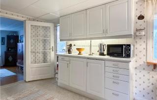 Cozy Home In Årjäng With Wifi - 4