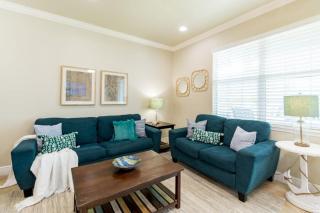 Two Waterfront Townhomes-Cape Crossing Resort - 4