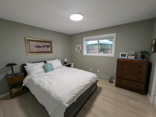 Colwood Hidden Home - 5