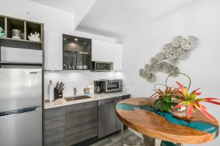 Portside Suite - Cape Crossing Resort and Marina - 7