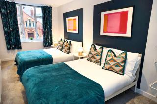 Modern 3-Bed Retreat Walk to Bournemouth Pier - 5