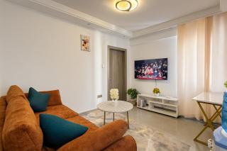 Skyline Comfort Modern 1BR Retreat Valley Arcade - 9