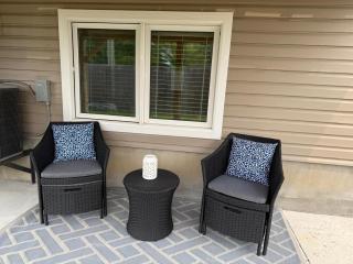 Cozy Home Away from Home - 4