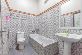 Urbanview Hotel Rifal Home Tegal - 4