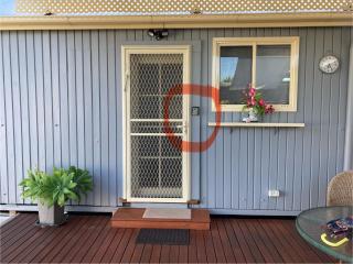 The Little House - 6