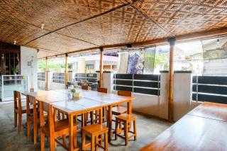 RedDoorz Syariah Near Stasiun Purwokerto - 2