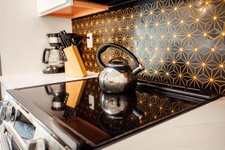 Bimini Bliss Waterfront Pool Retreat - 4