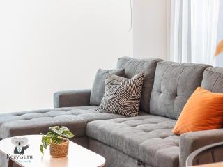 KozyGuru | Box Hill | Elegant City Hideaway - 4