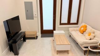 Comfy 2BR Private Suite near UBC - Quiet and Modern - 1