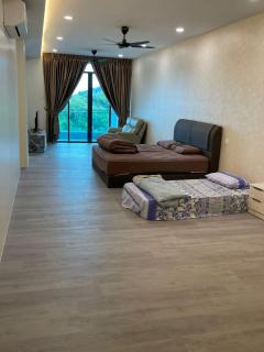 22 Penthouse by BRB, Airport View & 18 Pax - 7