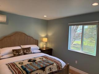 The Plain Jane-Simple Comfort in Walla Walla Valley Wine Country - 0