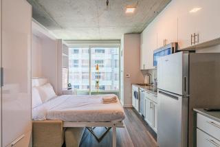 Panoramic Studio-1BR-3BR, Pool, Gym, Parking, Patio, BBQ - 4