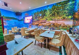 Claridge Hotel Dubai by VOYE STAYS - 4