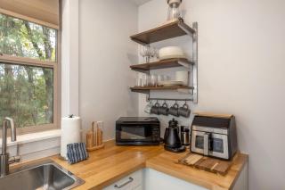 Evergreen Retreat B 30 Night Minimum - 6