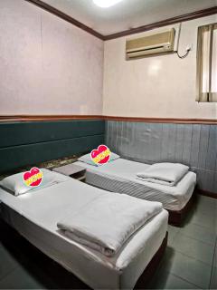 hen hen monthly rent - 8