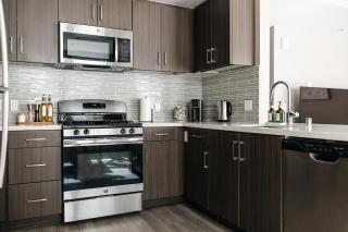 Excellent Town Home 2BR in WEHO Parking,Gym,Pool - 4