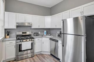 Beautiful Unit in Shaw Community -4228b - 6