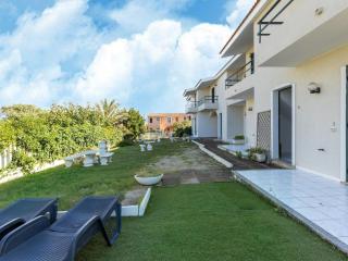 Apartment near sea with parking - 1