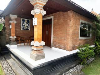 Krishna Homestay by ArthouseBali - 1