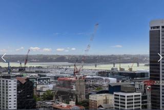 Skytower View 3 Bedroom Penthouse in Auckland CBD - 1