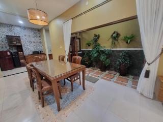 Heruku Griya Keluarga di Pusat Kuliner - 7