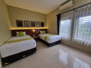 Heruku Griya Keluarga di Pusat Kuliner - 1