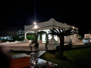 Charming House in Fontane Bianche with Private Garden - 8