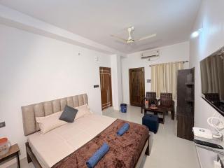 2 Bedrooms AC Homestay call 8O882-37972 - 9