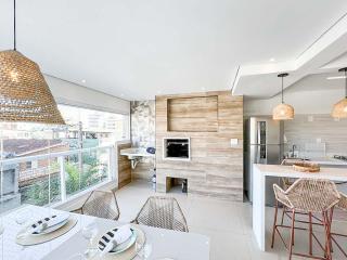 Apto Enseada Guarujá com Terraço Gourmet a 5 minutos da praia - 6