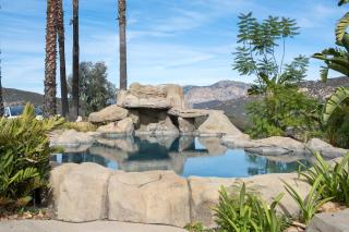 Beso De Cielo or Slow Sip of Solitude - 5